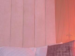 Jennifer Dumont webcam model stream image