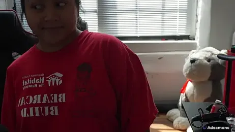 Bubbleliyah webcam model stream image