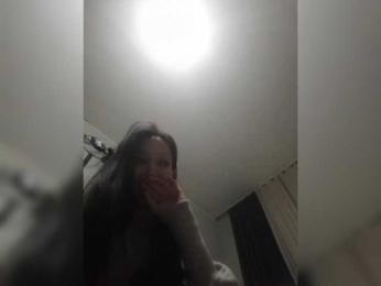 Manamy webcam bongacams model stream image