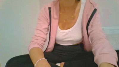 Adelinee webcam model stream image