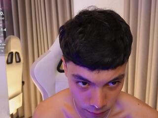 Damon North webcam model stream image