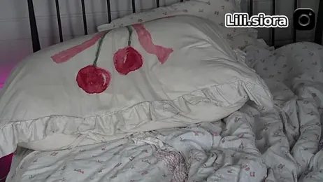 Peachxlush webcam model stream image