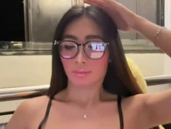gleiahong webcam model stream image