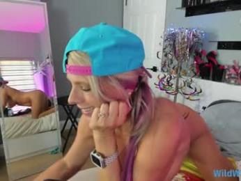 wildwifebarbie webcam model stream image