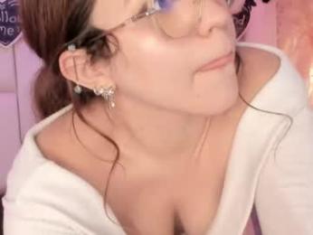 daphne_and_roger webcam chaturbate model stream image