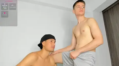 EAT_TWINKS webcam model stream image