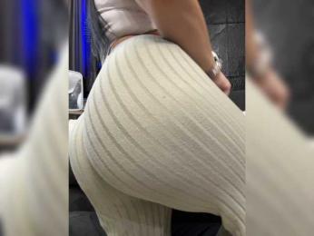 cool-party webcam bongacams model stream image