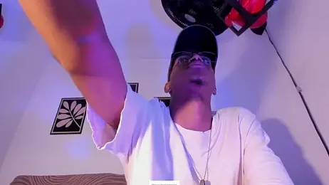 criss_zuri webcam model stream image