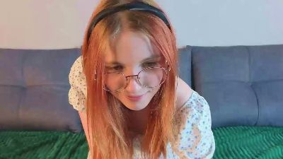 OhYumiYes webcam model stream image