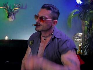 Dennis Cox webcam flirt4free model stream image