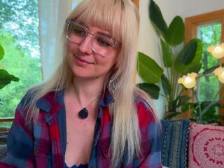 Ally Elliot webcam model stream image