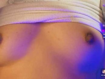 Kristen-tay webcam model stream image