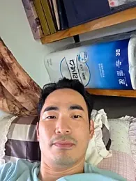 OnlyPants webcam model stream image