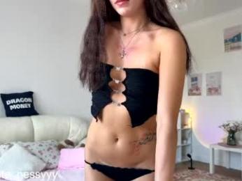 waki_lucky webcam model stream image
