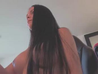 miavero webcam chaturbate model stream image
