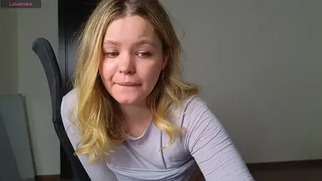 Milana15 webcam model stream image