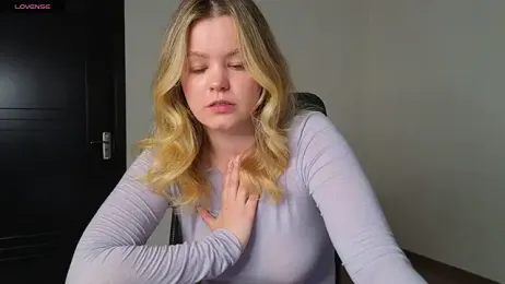 Milana15 webcam model stream image