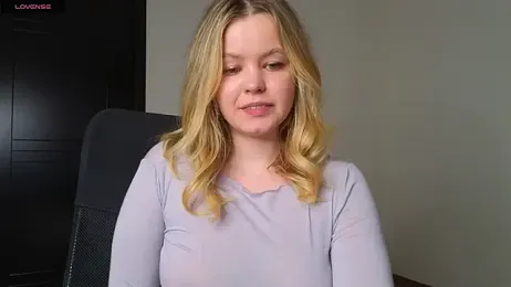 Milana15 webcam model stream image
