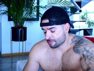 Lukhas webcam flirt4free model stream image