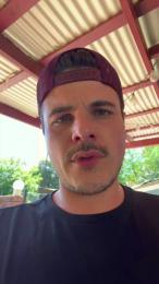 Millennialcum webcam model stream image