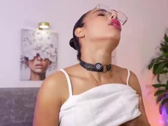 katiecruz_ webcam model stream image