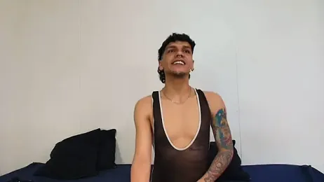 Benjamin_show webcam stripchat model stream image