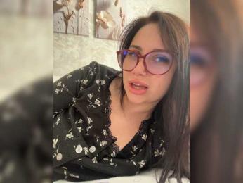Y_Leiki webcam model stream image