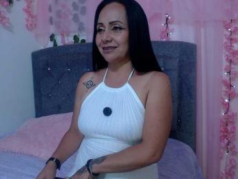 Gemasweet webcam model stream image