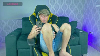 Twinfire_zeus webcam model stream image