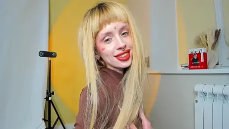FlowerOfSin2001 webcam model stream image