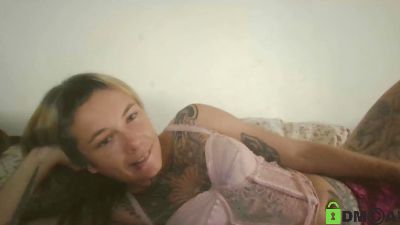 SpacerWoman webcam model stream image