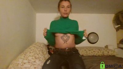 SpacerWoman webcam model stream image
