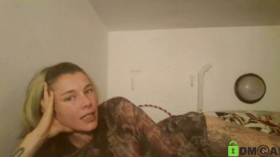 SpacerWoman webcam model stream image