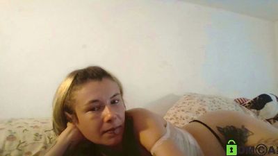 SpacerWoman webcam model stream image
