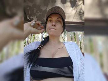 LilithNewdawn webcam model stream image