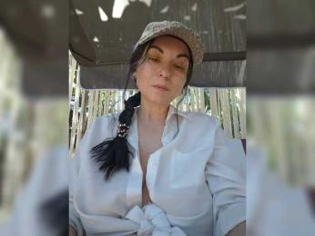 LilithNewdawn webcam model stream image