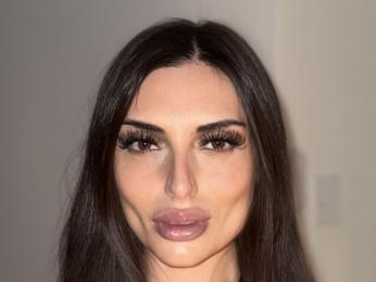 Geld webcam model stream image