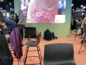 _natycutei19 webcam model stream image