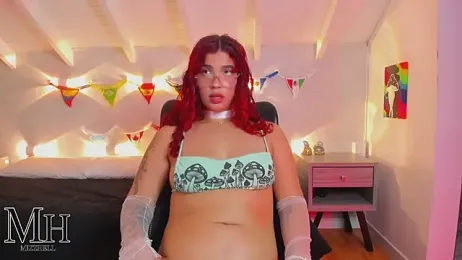 MizzHell webcam model stream image