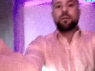 come1to1me webcam model stream image