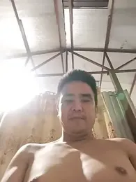 Tinh_love webcam stripchat model stream image