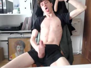 mindly webcam model stream image