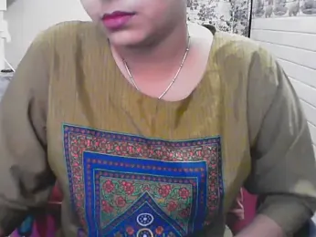 LovingPihu webcam model stream image