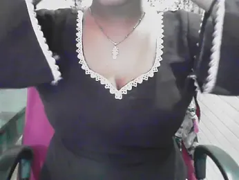LovingPihu webcam stripchat model stream image