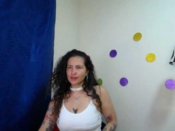 leyla-hot webcam bongacams model stream image