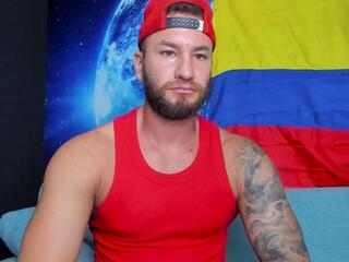 Delessandro webcam flirt4free model stream image