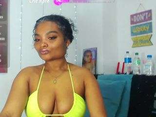 gianasmith webcam model stream image