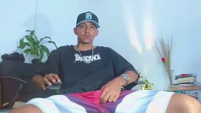 Skinny23cm webcam model stream image