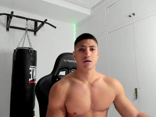 Steve Coopeer webcam model stream image