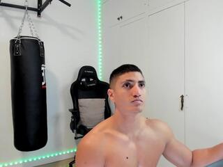 Steve Coopeer webcam flirt4free model stream image